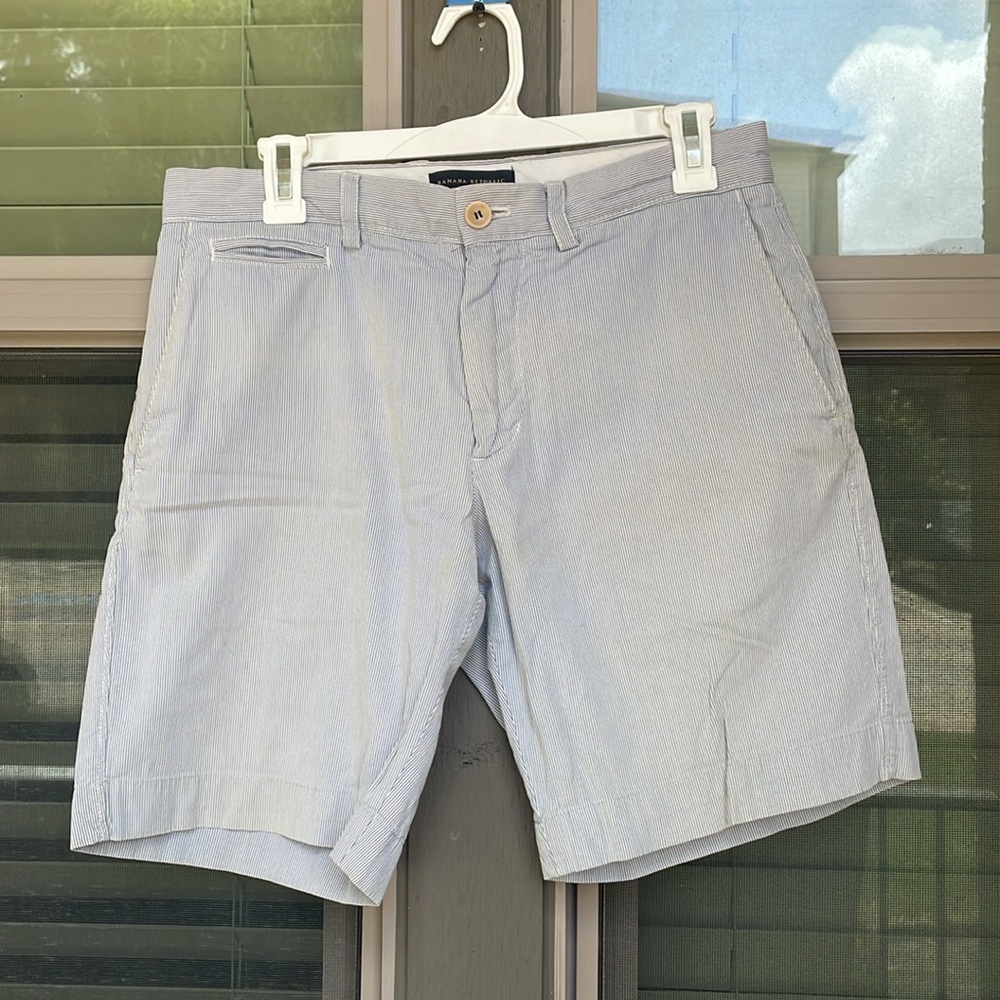 Banana Republic Men’s 9” striped shorts size 30 casual summer